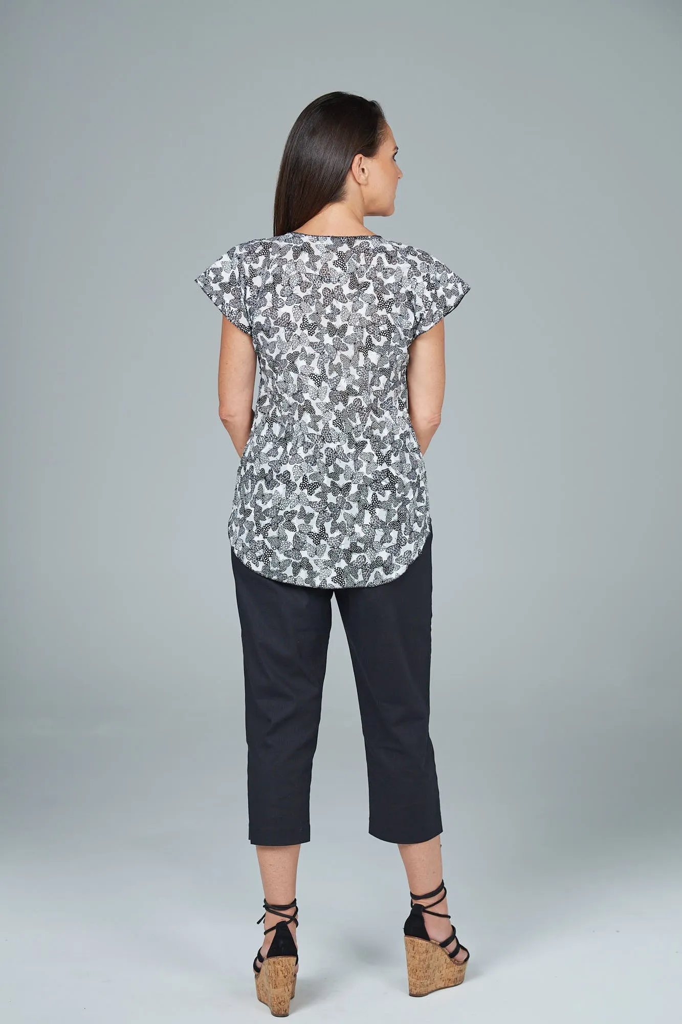 Black Butterfly Print Short Sleeve Non-Crush Jacquard Cotton Top