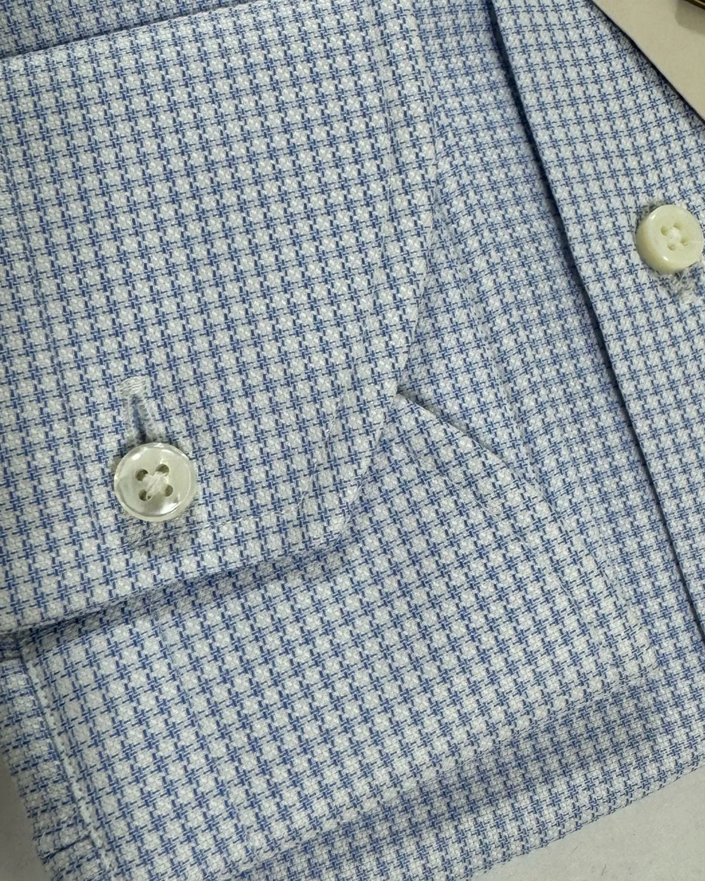 Canali Dress Shirt Exclusive White Blue Houndstooth - Modern Fit 40 - 15 3/4