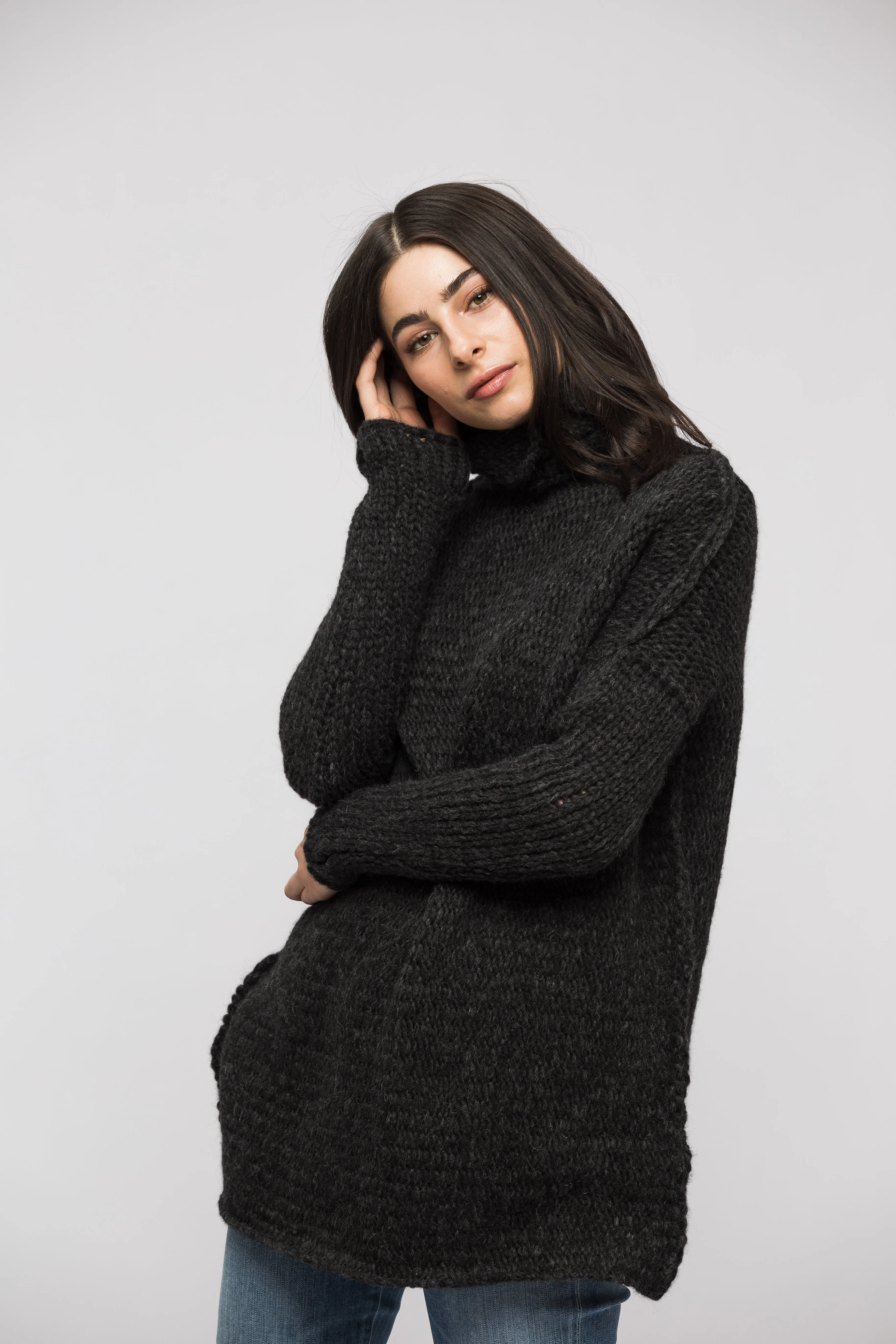 Chunky knit  Alpaca  Black  Charcoal  sweater .