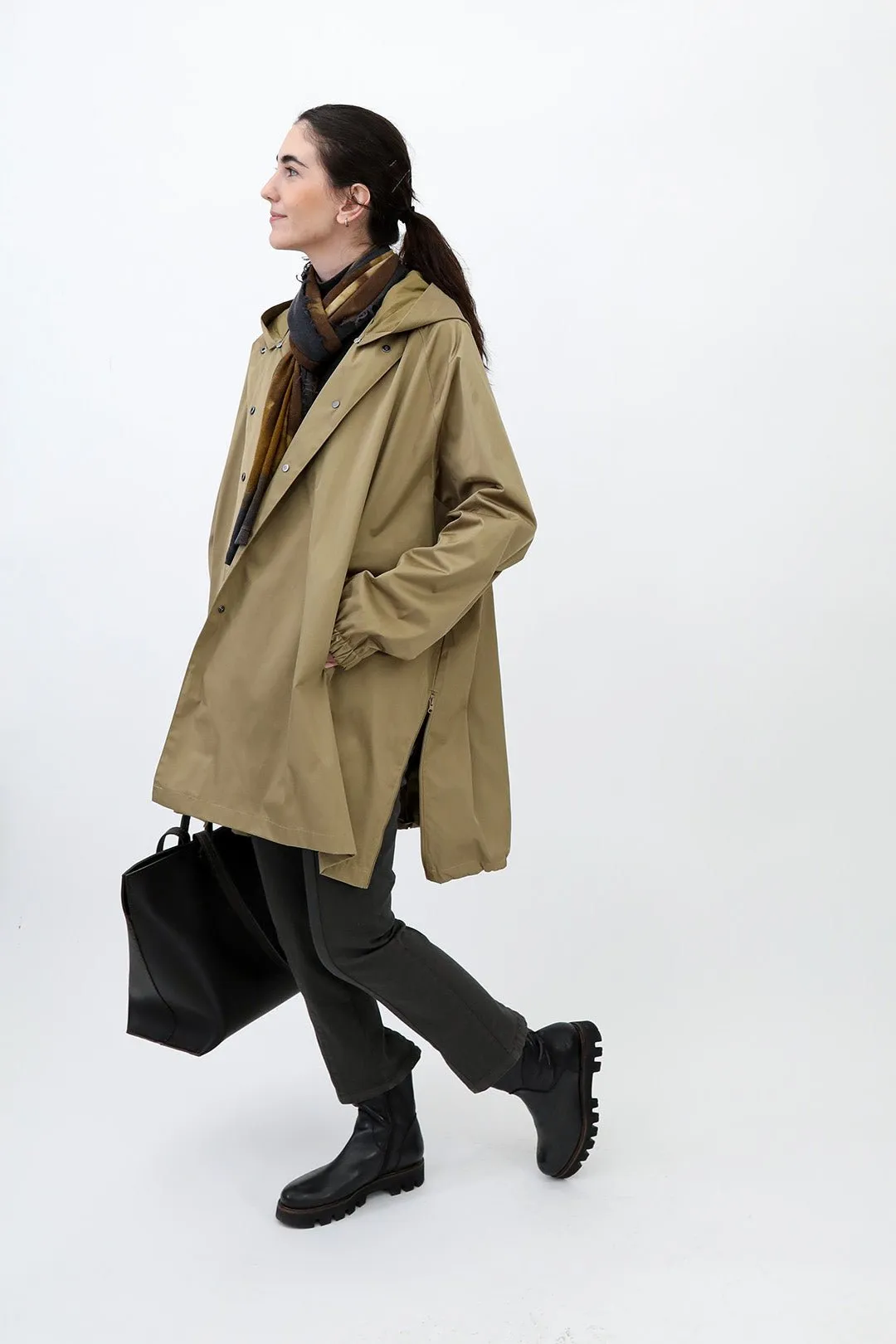 CORTINA RAIN COAT