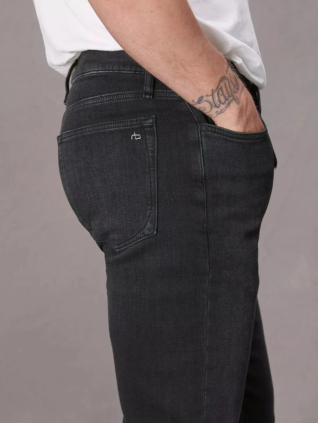 Fit 2 Stride Slim Jean - Washed Black