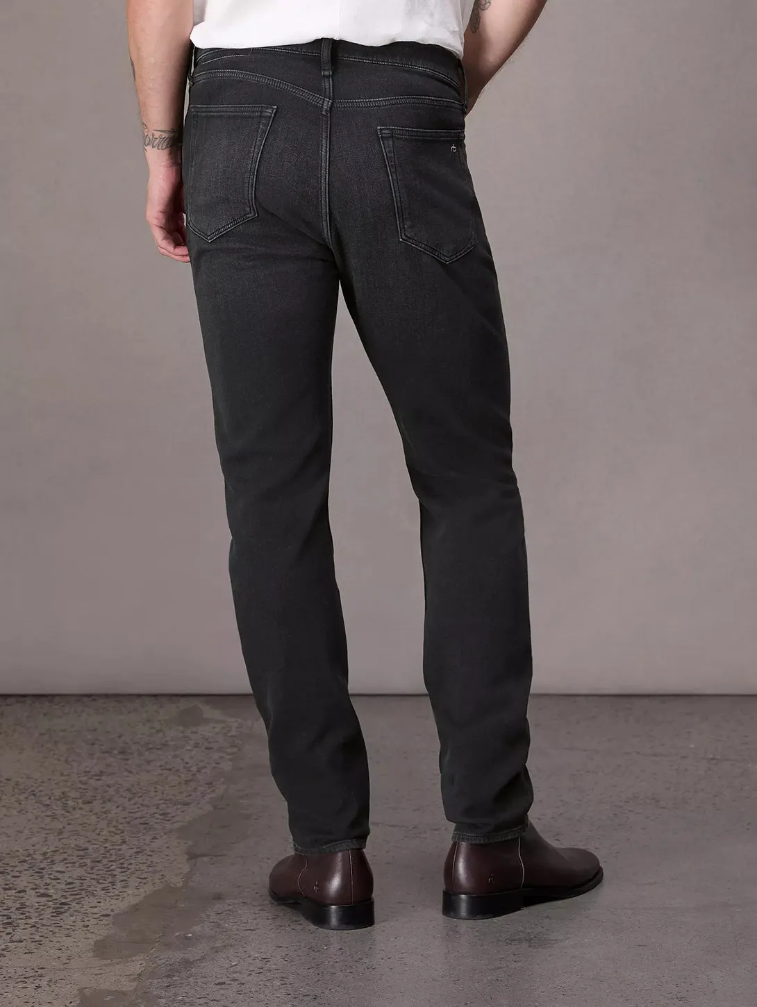 Fit 2 Stride Slim Jean - Washed Black