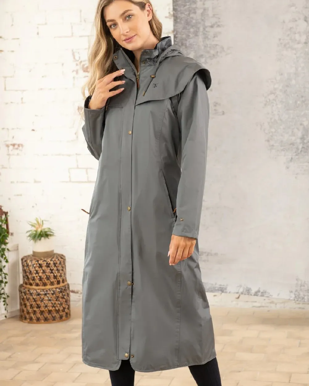 Lighthouse Outback Full Length Ladies Waterproof Raincoat