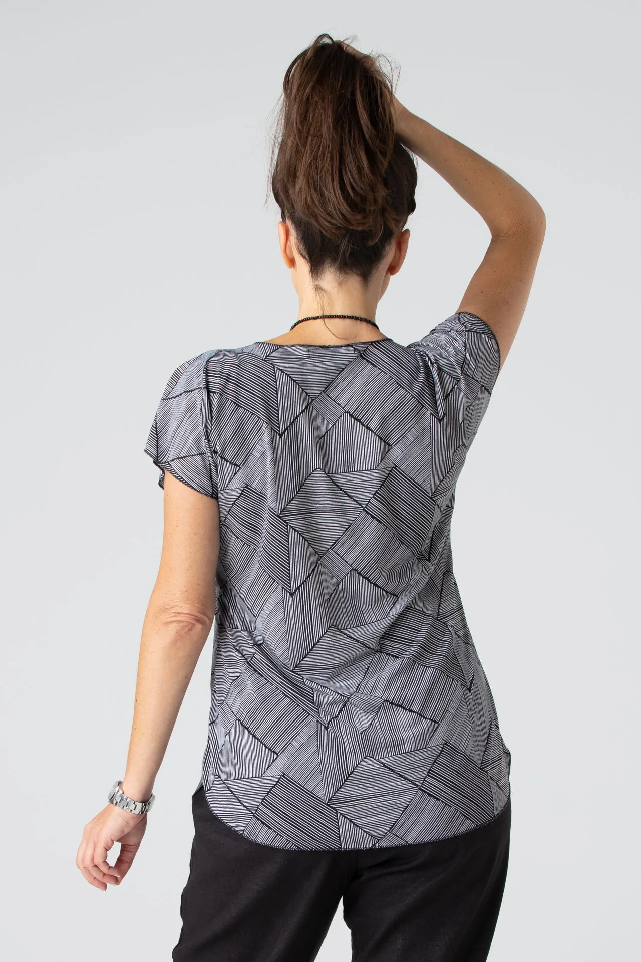 Lines Print Short Sleeve Jersey Top