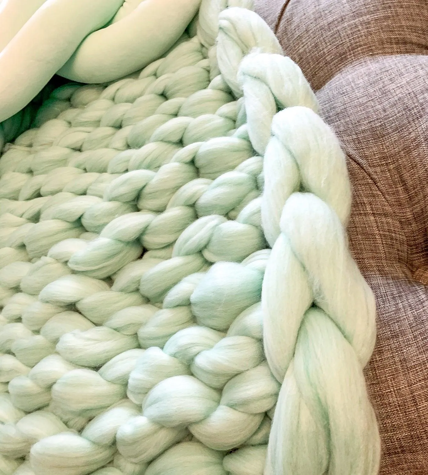 Mint Chunky Knit - Med