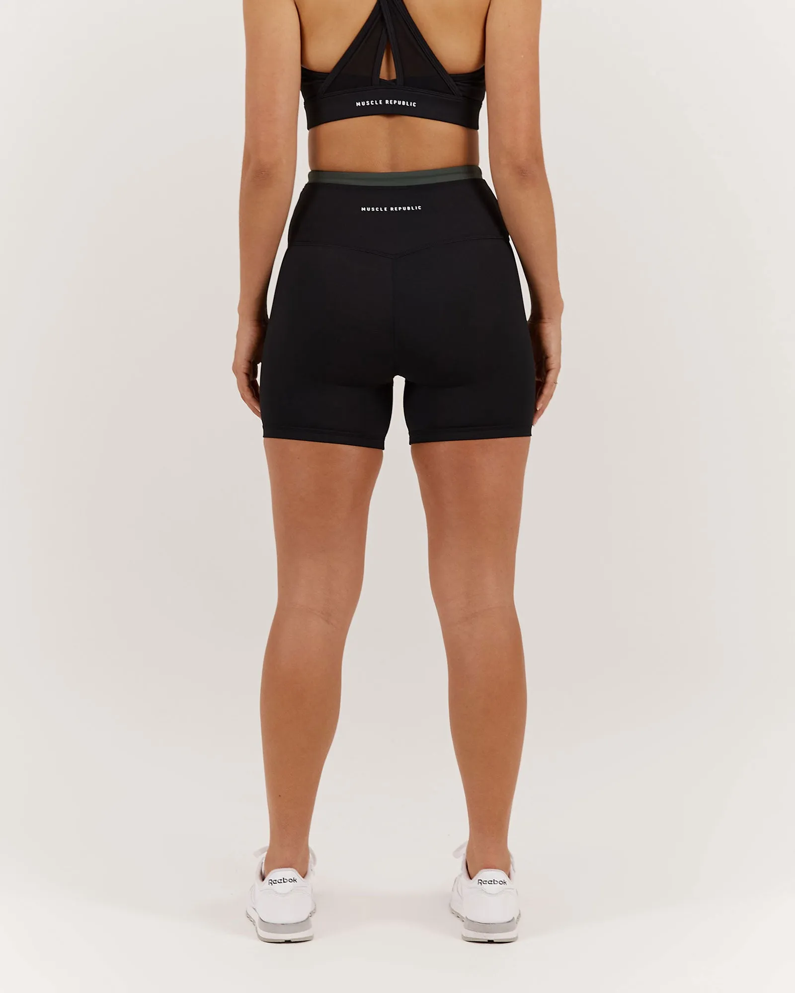 MVP LIVE SHORTS - BLACK FERN