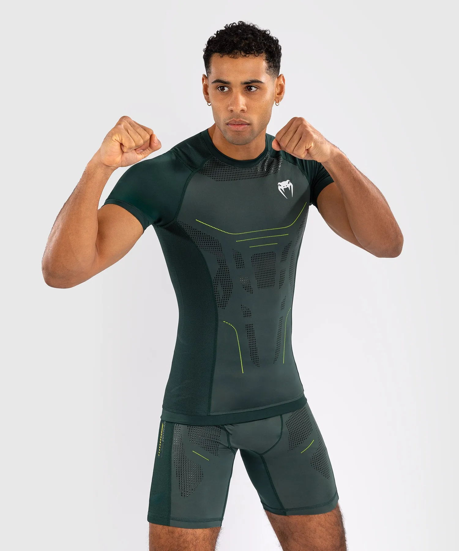 Venum Technical 3.0 Short Sleeve Rashguard - Forest Green